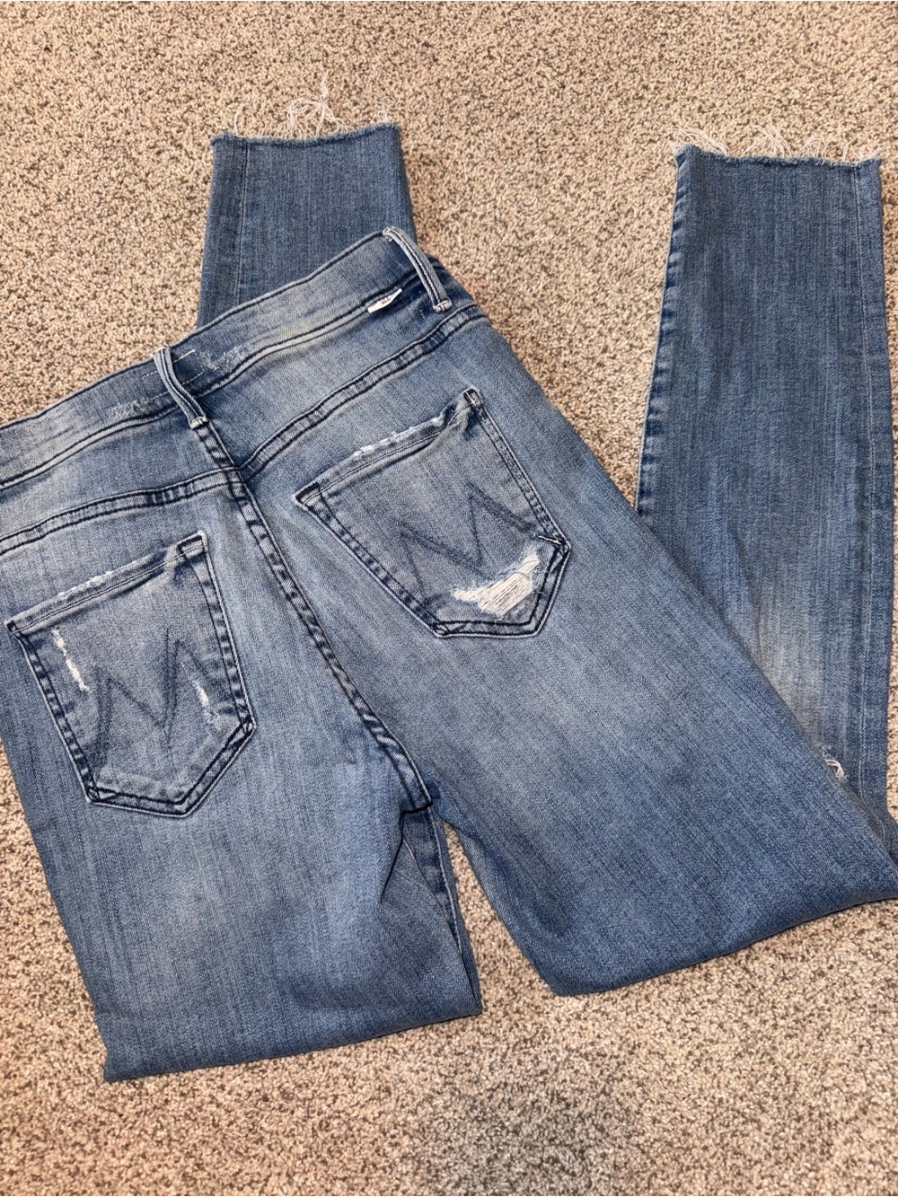 Women’s Distressed Raw Hem Jeans Medium Wash Frayed Denim 26